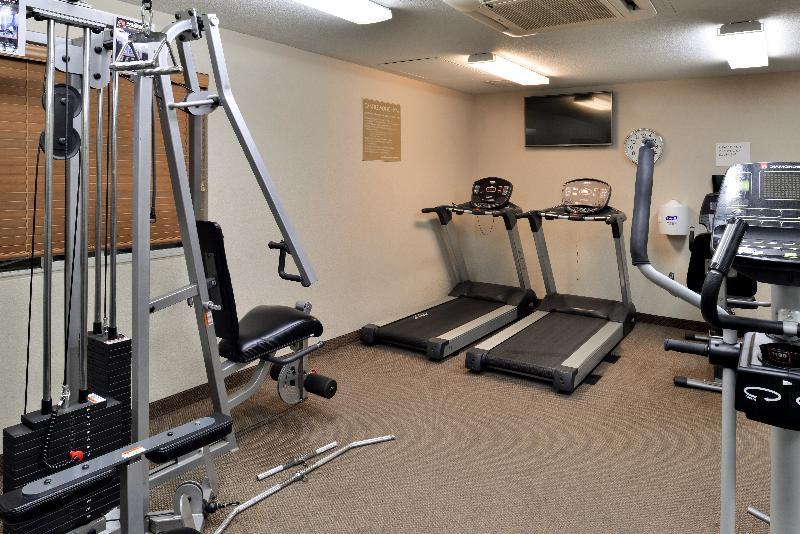Candlewood By Ihg Hotel Turlock