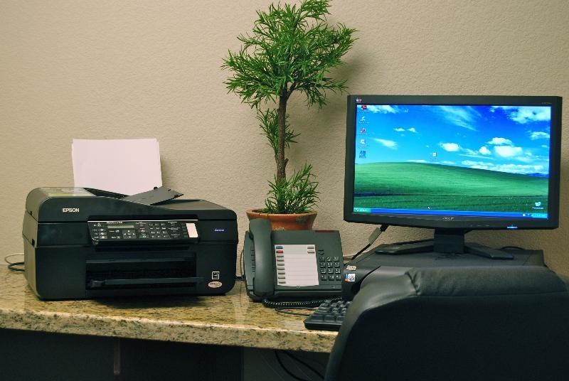 Candlewood By Ihg Hotel Turlock