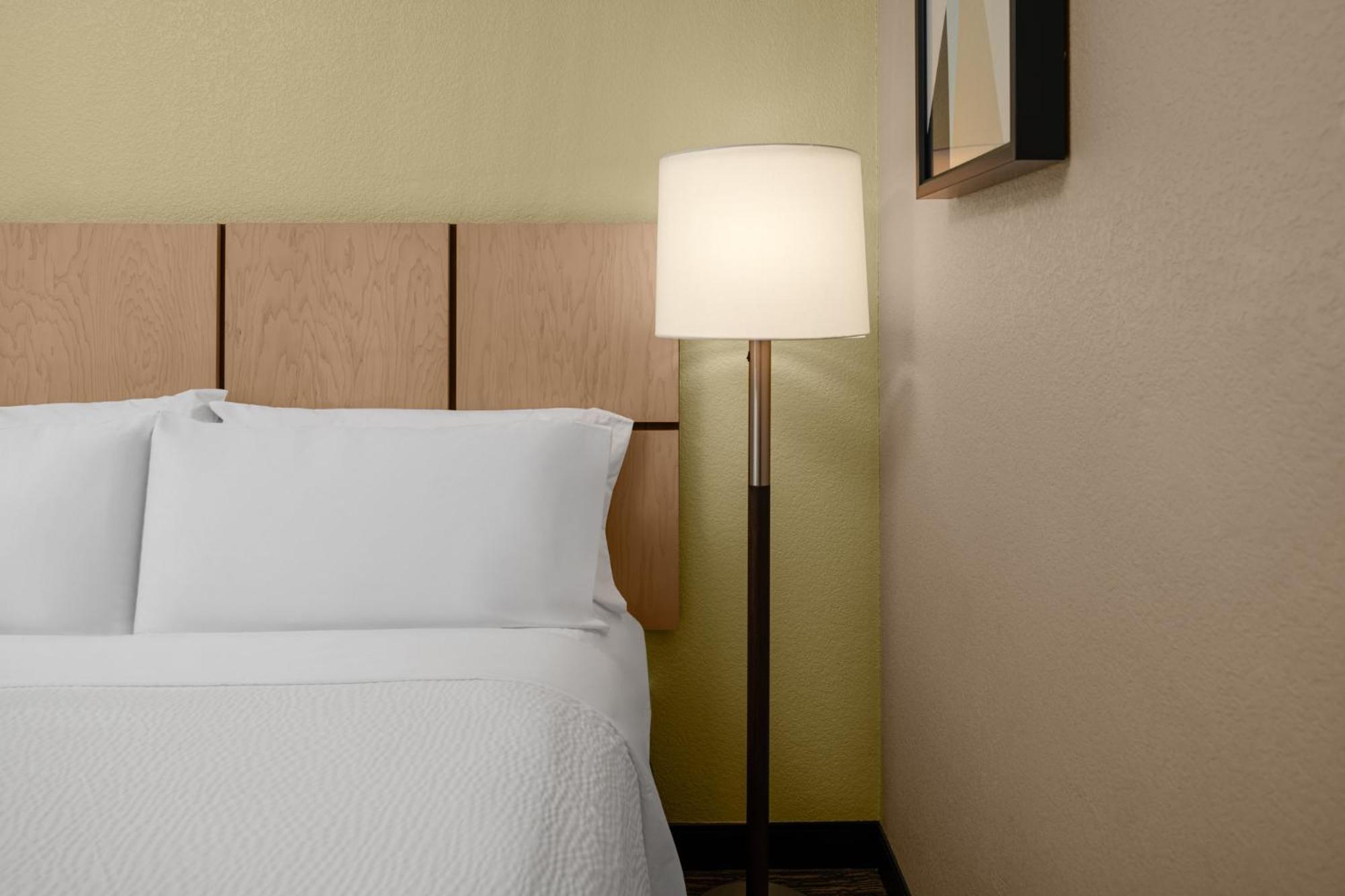 Hotel Candlewood By Ihg 2*